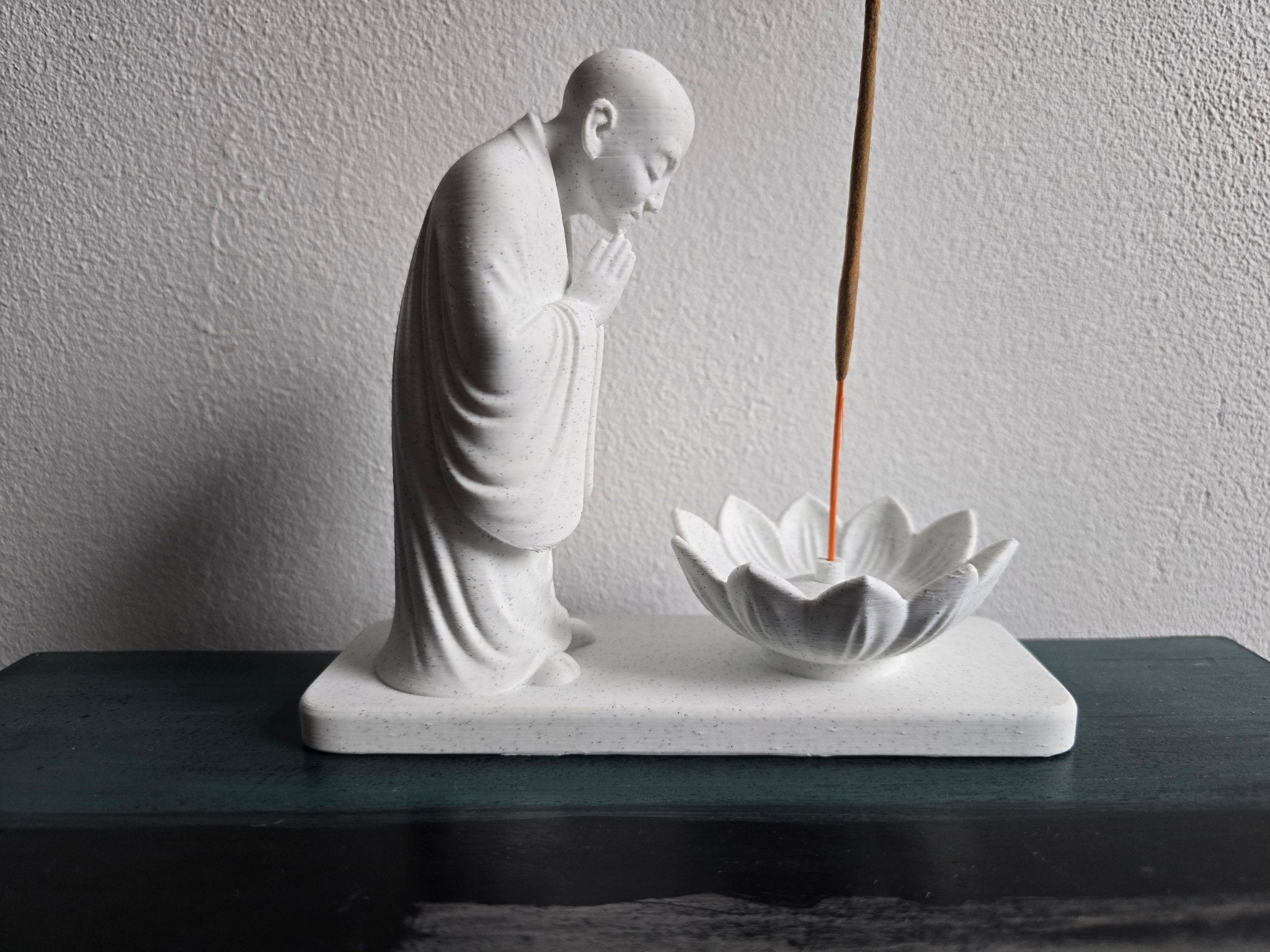 Porte-encens - Statue de Moine de Méditation avec Lotus - Variashop