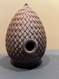 Niche à oiseaux suspendue en forme de goutte tressée – entrée de 30 mm