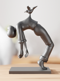 Sculpture Oiseau du Fardeau – Art Figuratif Surréaliste